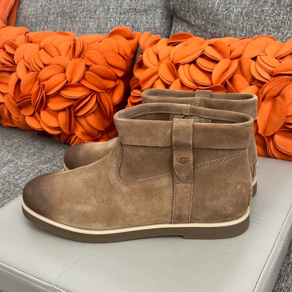 🎉HP🎉🆕UGG Josefene Cuff Chestnut Suede Boots❣️ - Picture 5 of 11